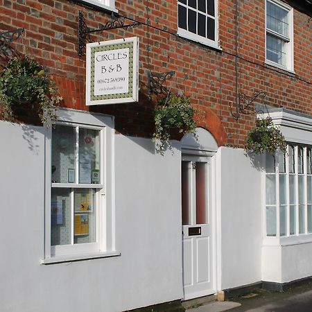 Circles Guest House Pewsey Exteriör bild